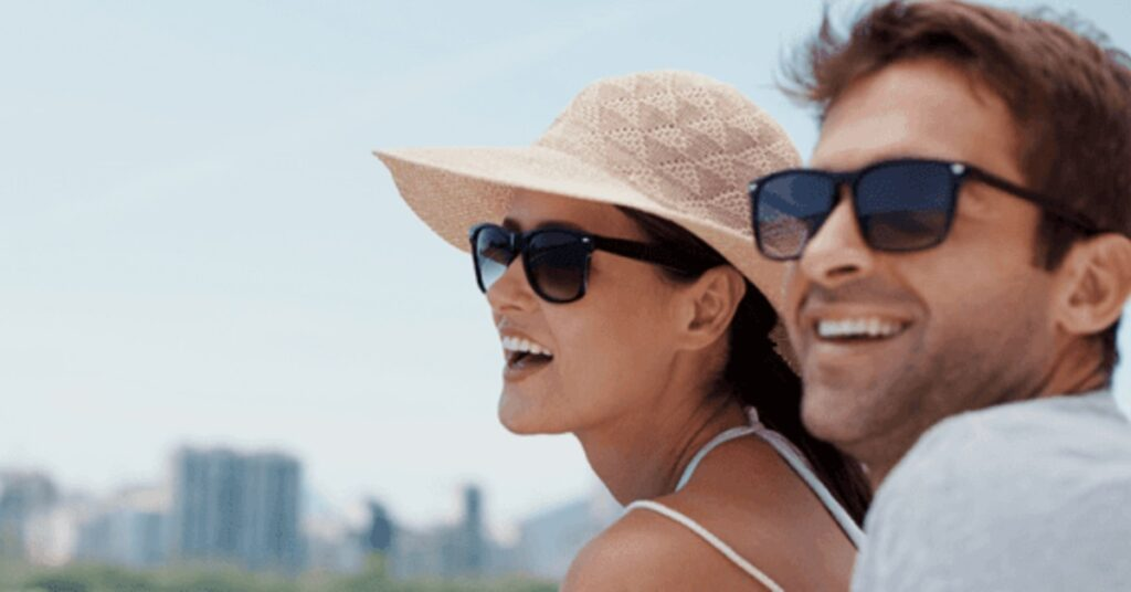 Travel couple